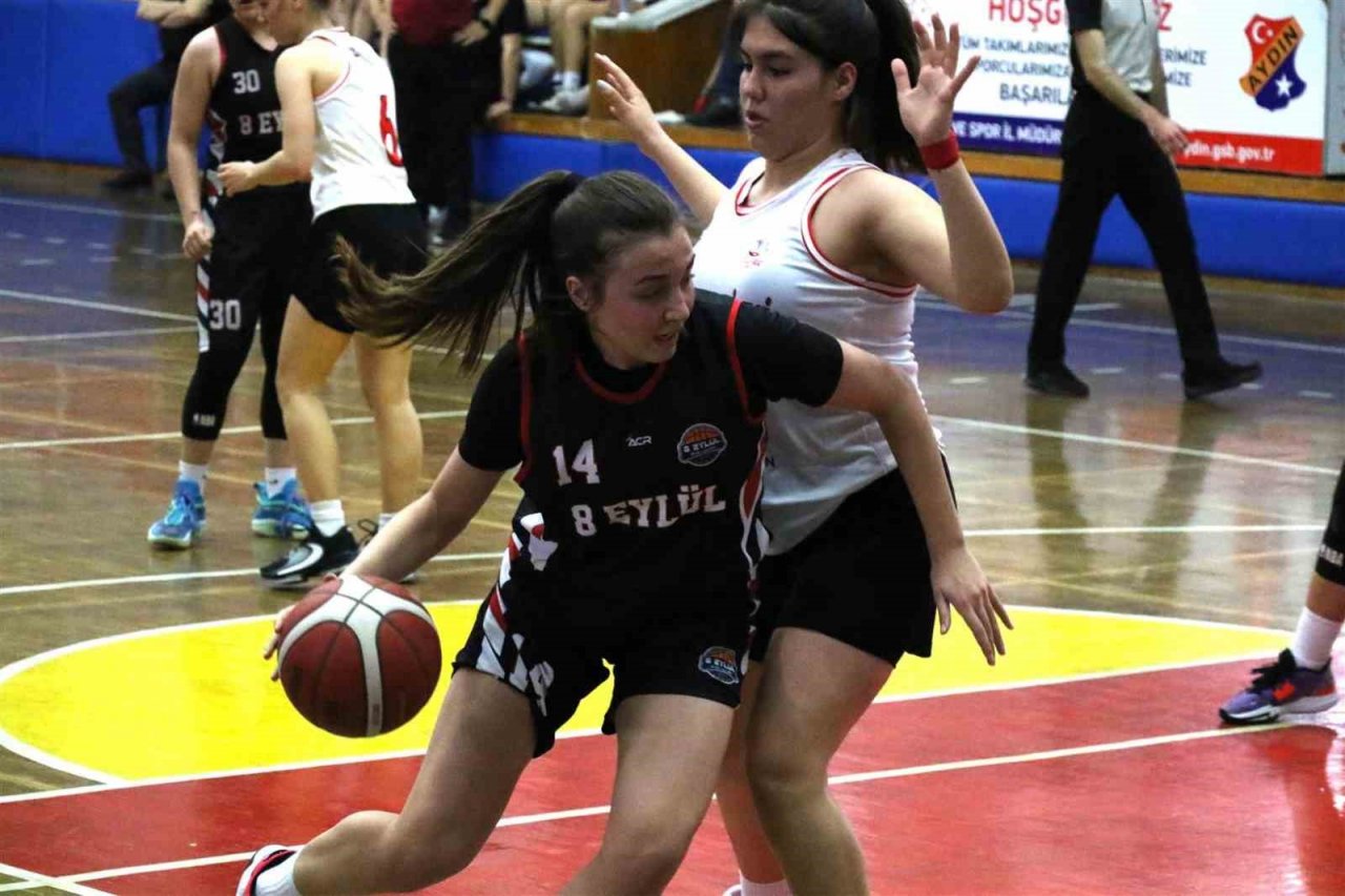 Aydın’da U16 Kızlar Basketbol Bölge Şampiyonası başladı