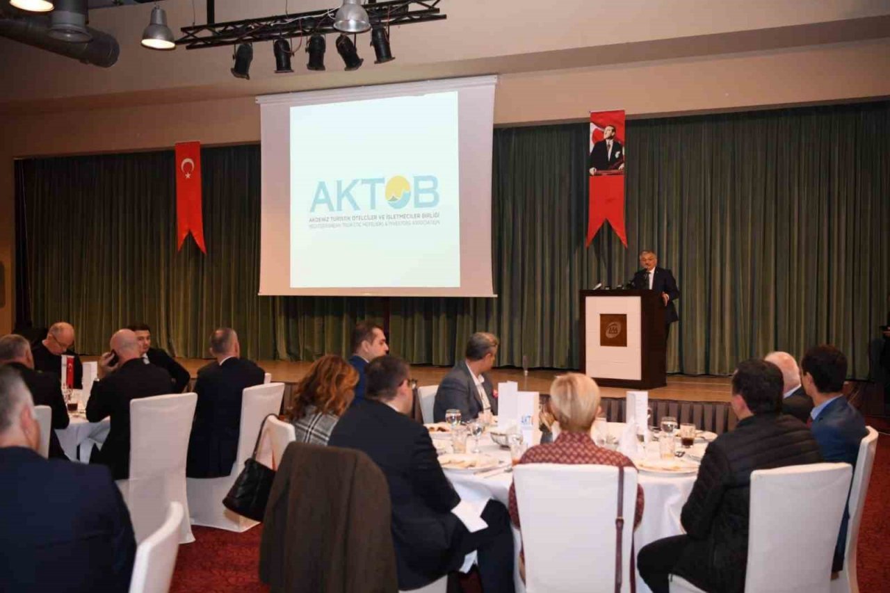 Antalya 2023’te turizmde yeni rekorlar bekliyor