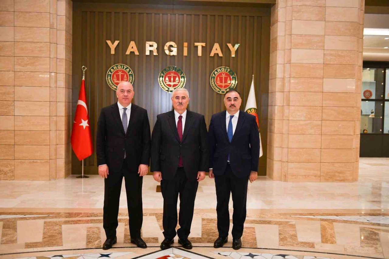 Yargıtay Başkanı Akarca, Azerbaycan Yüksek Mahkemesi İdari Daire Başkanı Mammadov’u kabul etti
