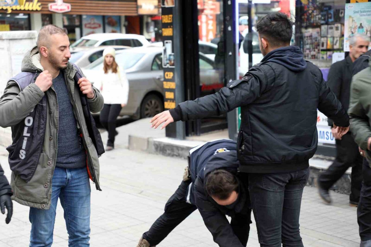 Ağrı’da uyuşturucu ile mücadelenin dozu en üst seviyeye çıkarıldı