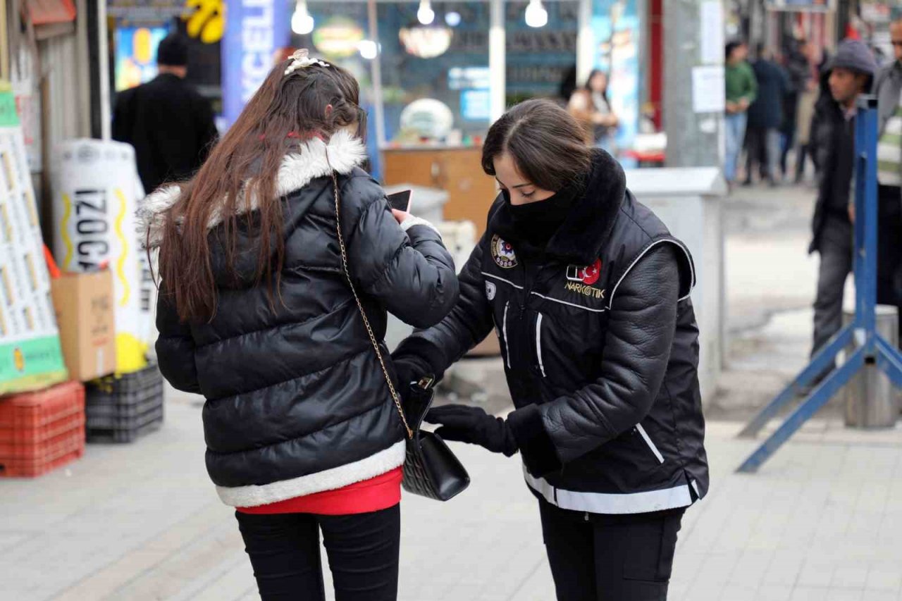 Ağrı’da uyuşturucu ile mücadelenin dozu en üst seviyeye çıkarıldı