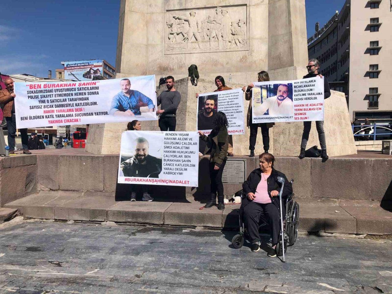 6 bıçak darbesiyle öldürülen Burakhan’ın katıl zanlısına "yaralama"dan ceza verilmesine ailesinden tepki