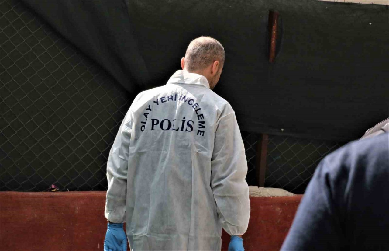 Transseksüellerle aynı evi paylaşan İranlı gencin ölümü polisi harekete geçirdi