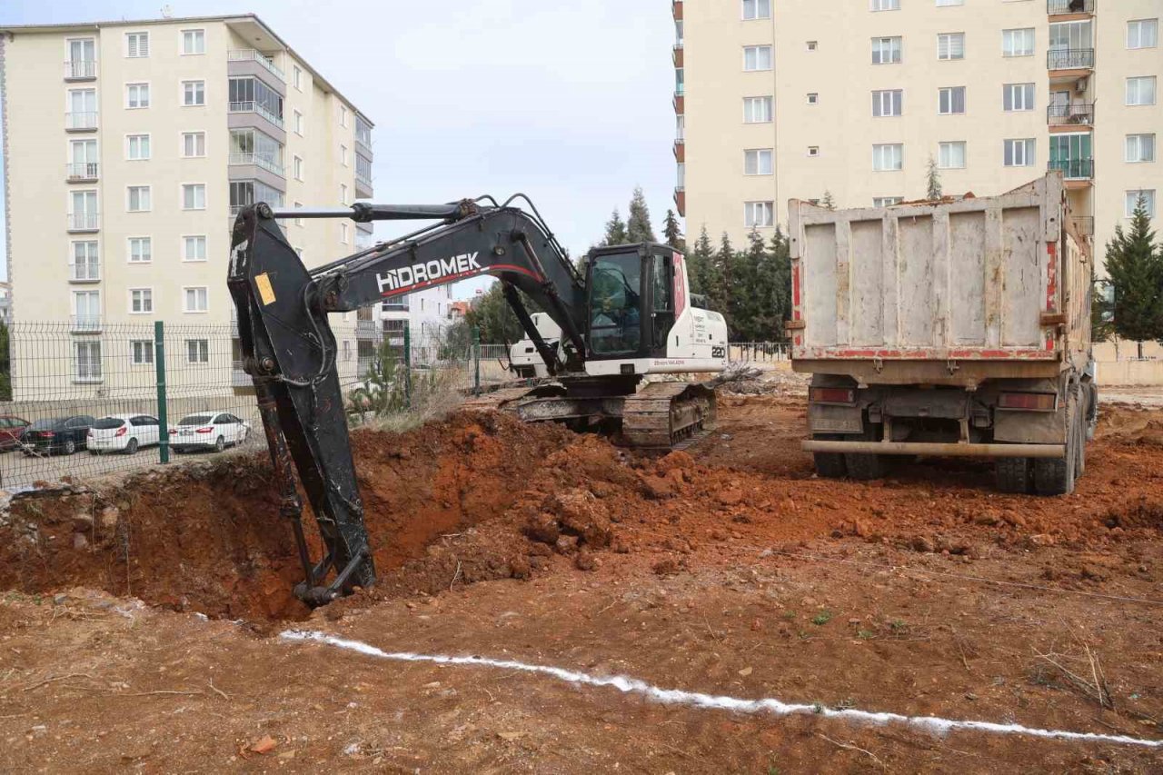 Uşak’a bir gençlik merkezi daha kazandırılıyor