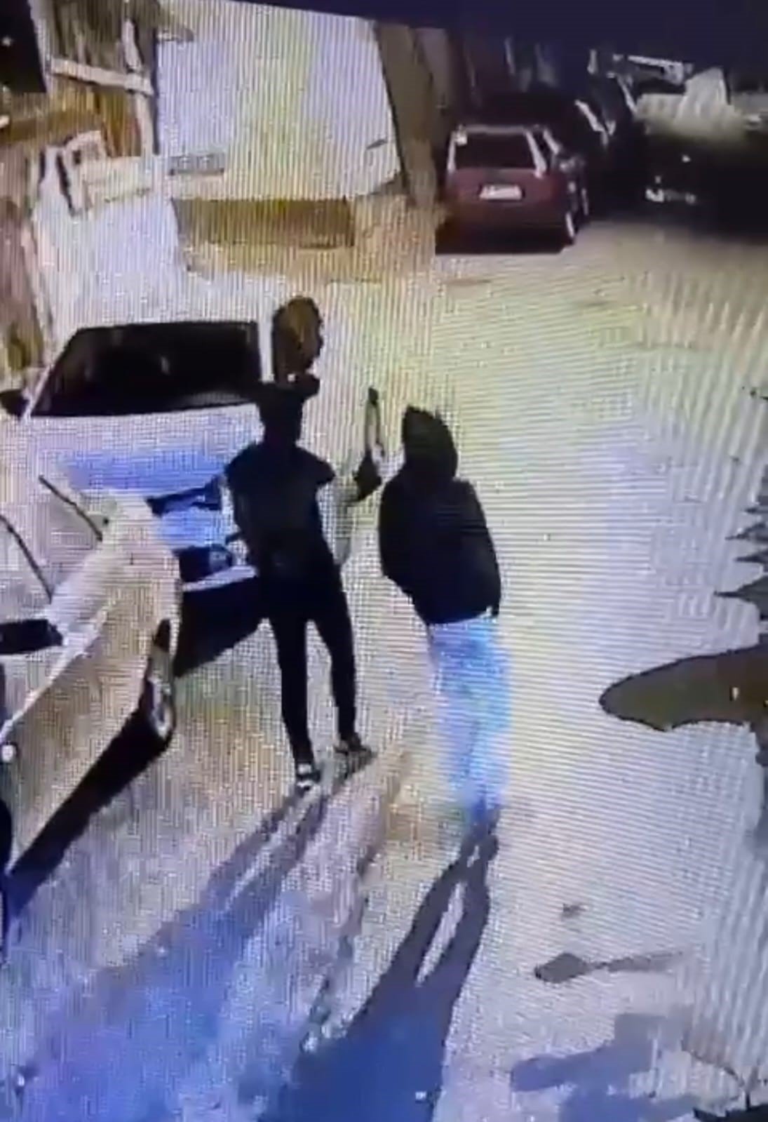 Bursa’da motosiklet hırsızları kamerada