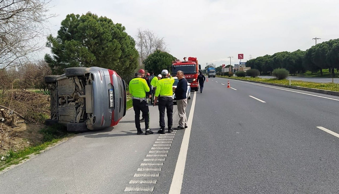 Kontrolden çıkan araç takla attı: 2 yaralı