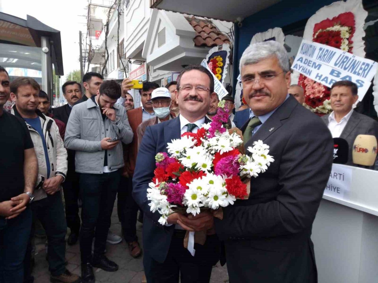 AK Parti Fethiye İlçe Başkanlığı’nda devir teslim töreni gerçekleştirildi