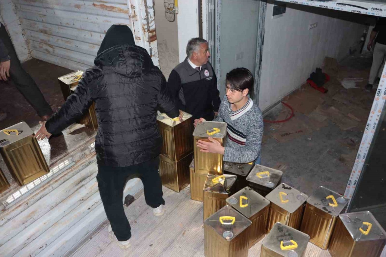 Kayseri’de Ramazan öncesinde sahte bal baskını: 26 ton ele geçirildi