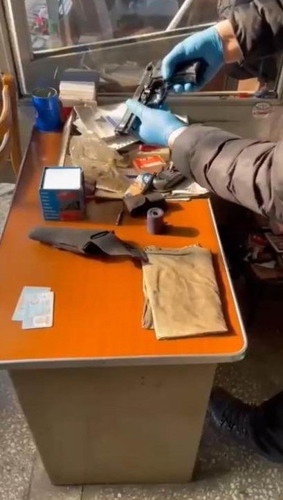 Kurusıkı tabancayı tadilatla gerçeğe çevirdiler