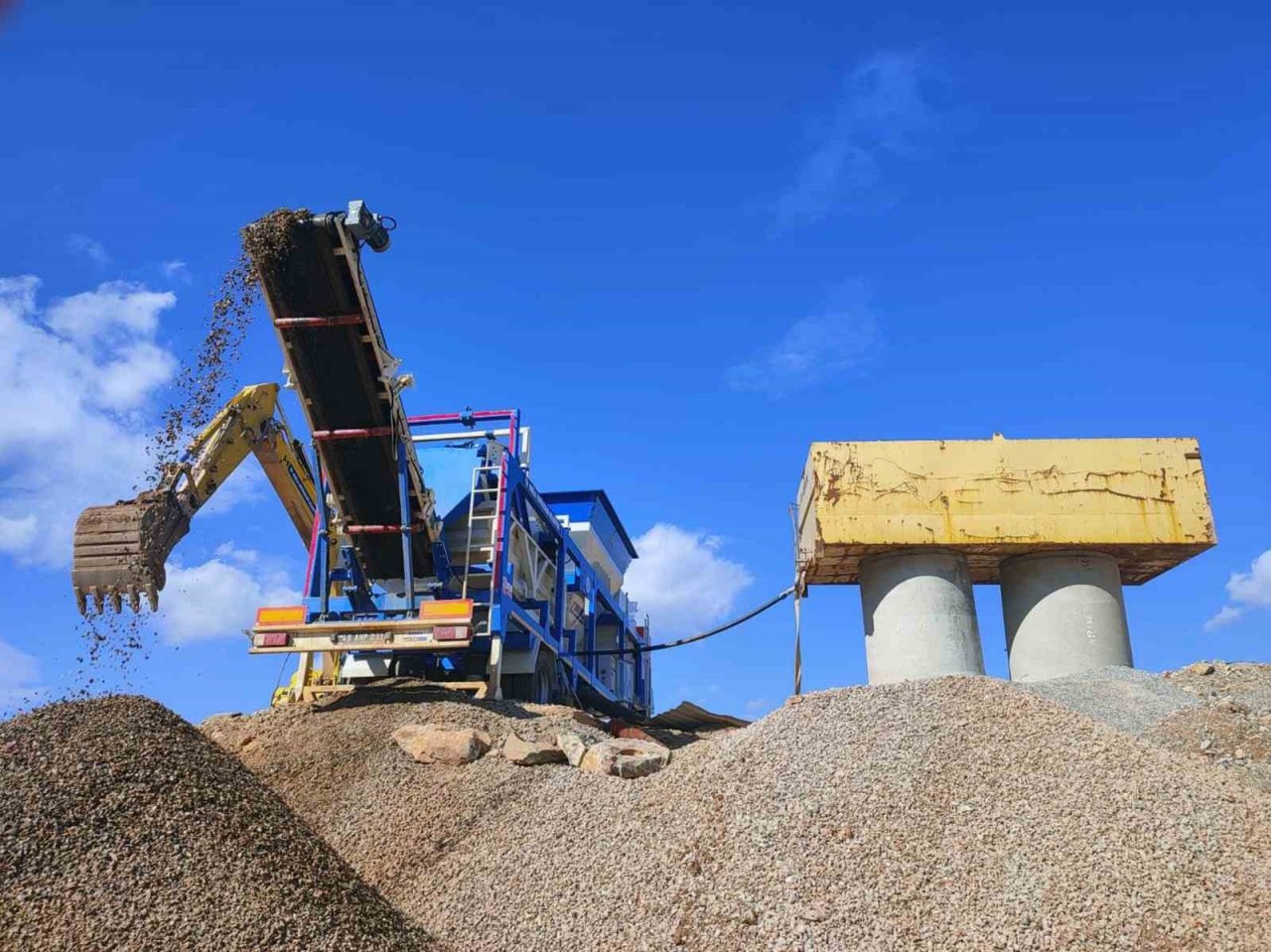 İnşaat atıkları asfalt malzemesine dönüşüyor