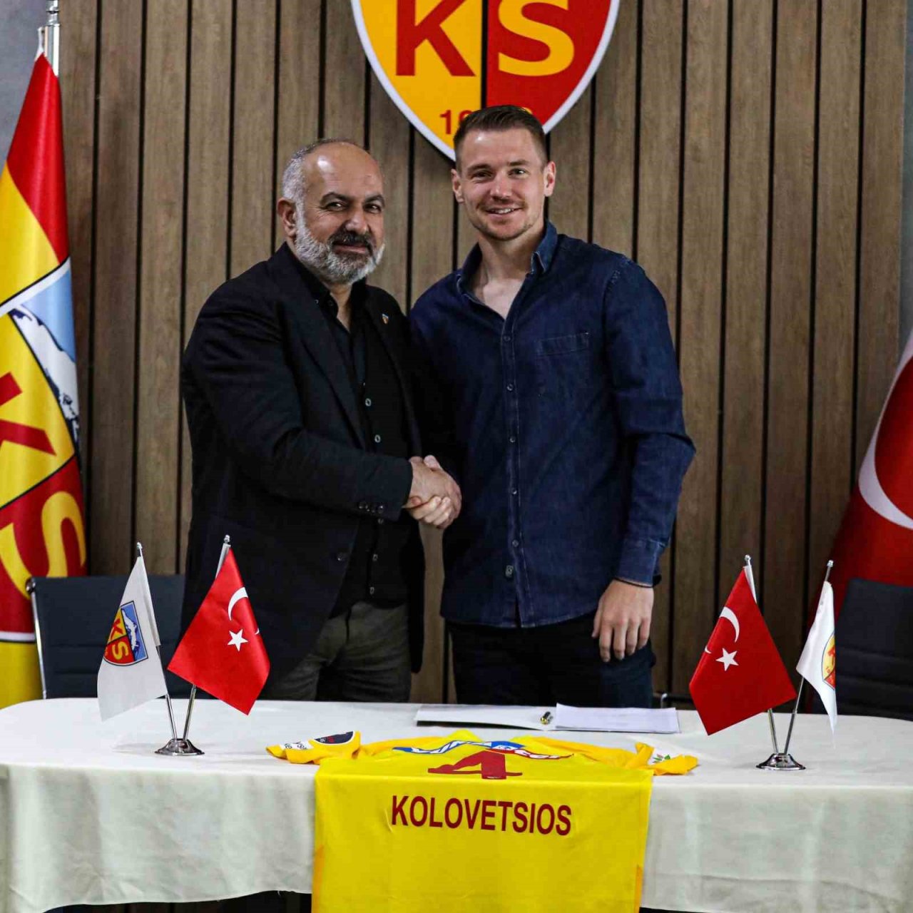 Dimitrios Kolovetsios, 2 yıl daha Kayserispor’da