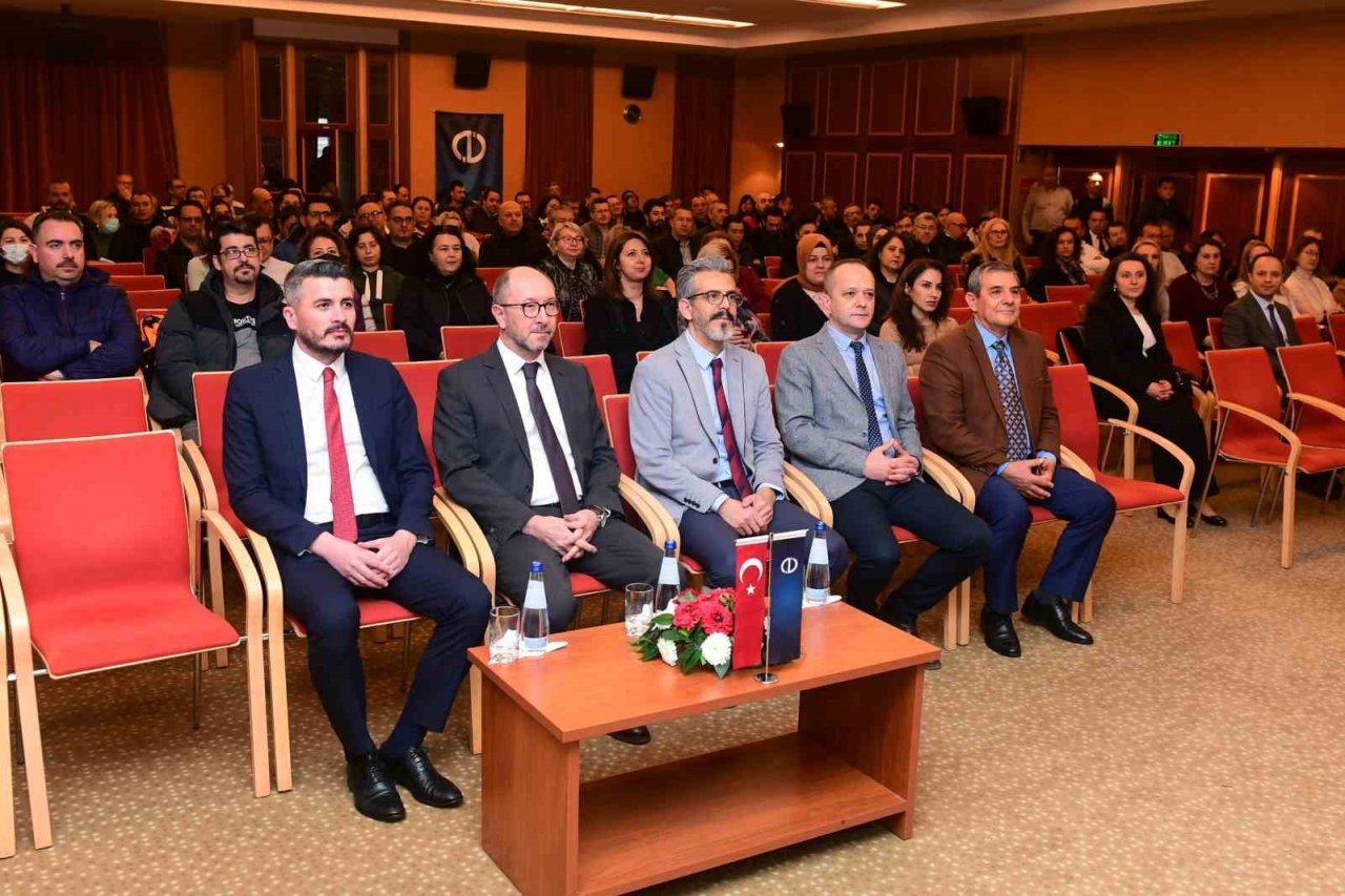 Anadolu Üniversitesinde “Taşınır Mal Yönetmeliği ve Uygulamaları” eğitimi düzenlendi