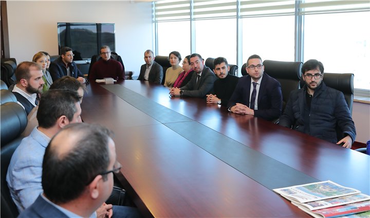 Trakya Üniversitesi Rektörü Prof. Dr. Tabakoğlu, ataması yapılan akademisyenlerle bir araya geldi