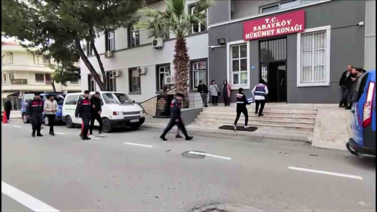 35 ilde 96 kişiyi yasa dışı bahis oynatma bahanesiyle dolandıran 4 şüpheli tutuklandı