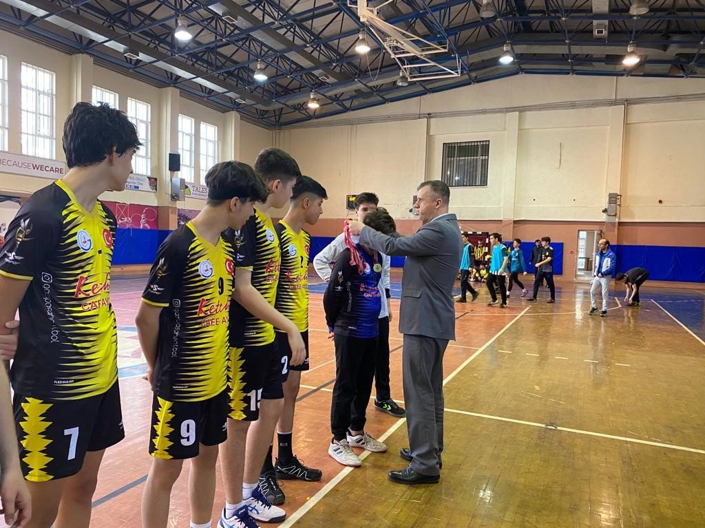 Hentbolda şampiyonlar belli oldu