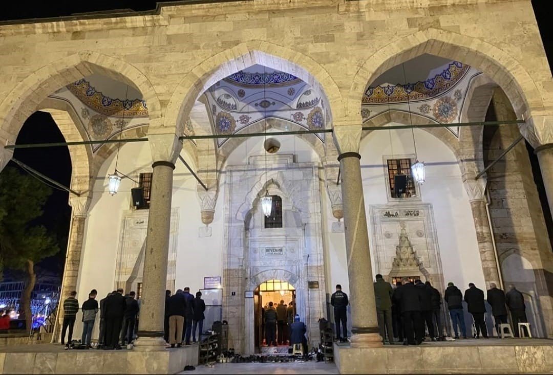 Aydın’da ilk teravih namazı kılındı