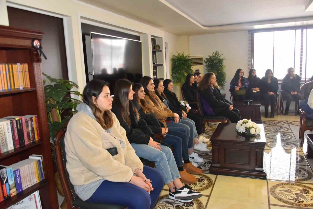 Başkan Bakkalcıoğlu “Bizim Kızlar”la sezonu değerlendirdi