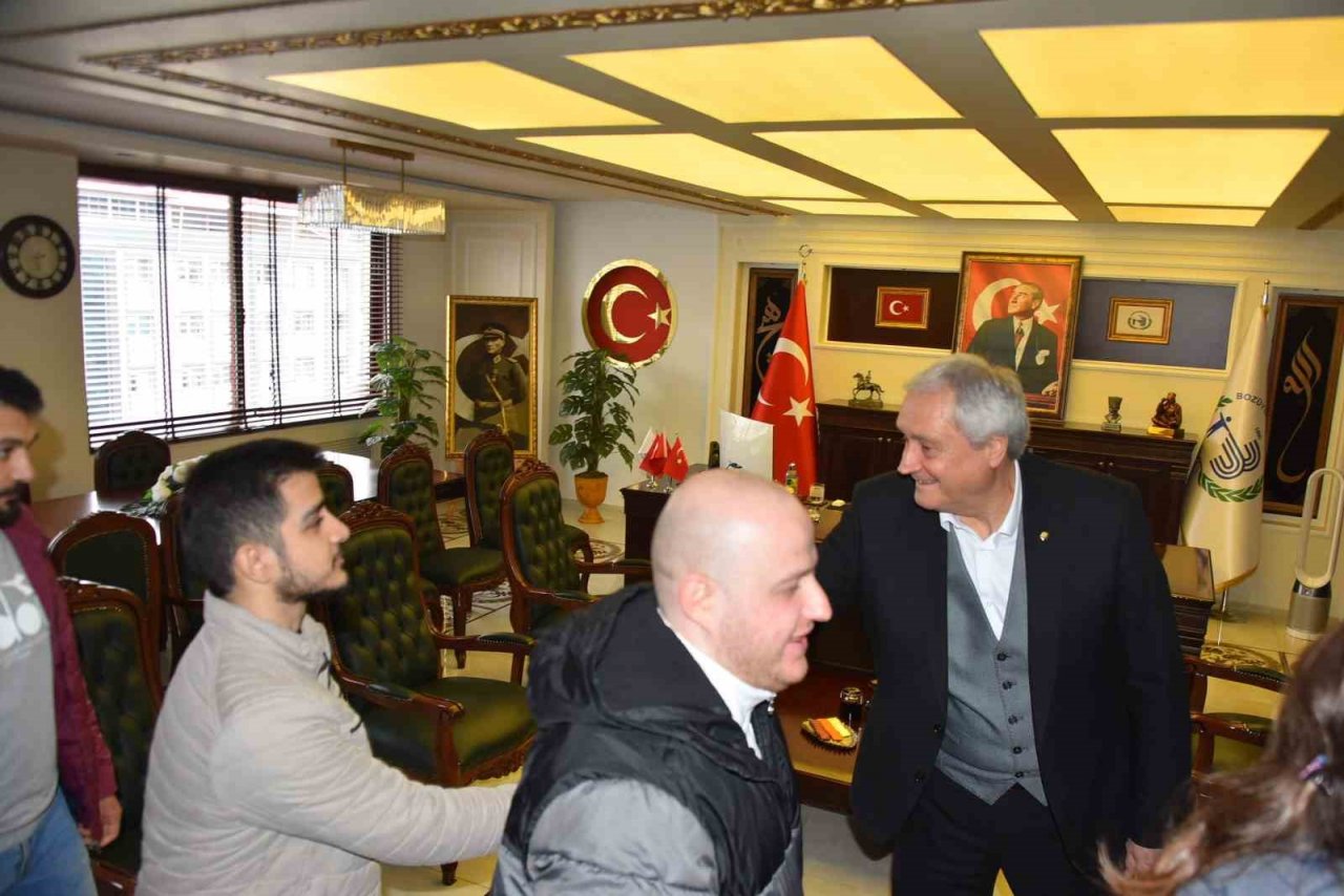 Başkan Bakkalcıoğlu “Bizim Kızlar”la sezonu değerlendirdi