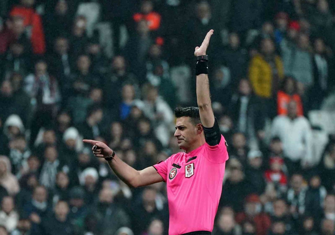 Beşiktaş maçlarında en çok Ali Şansalan düdük çaldı