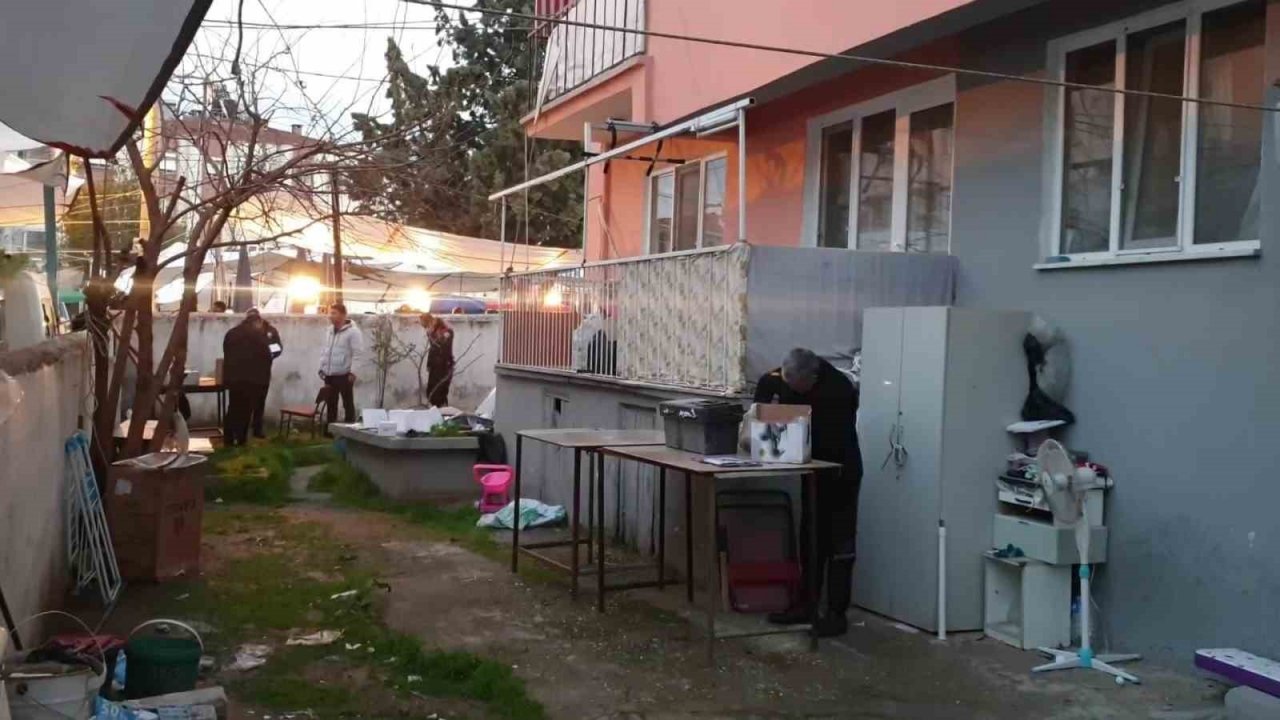 Silahlı yaralama ve yağma şüphelileri kovalamaca sonucu yakalandı