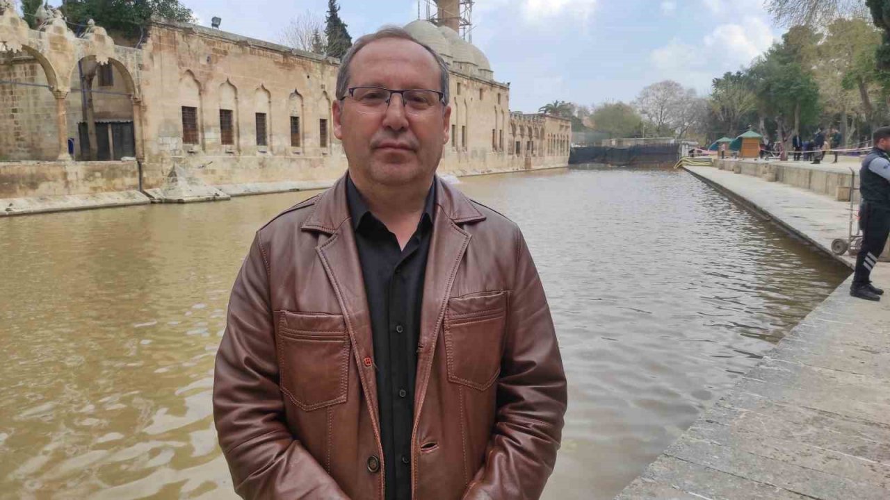 Balıklıgöl’ün suyu berraklaşıyor