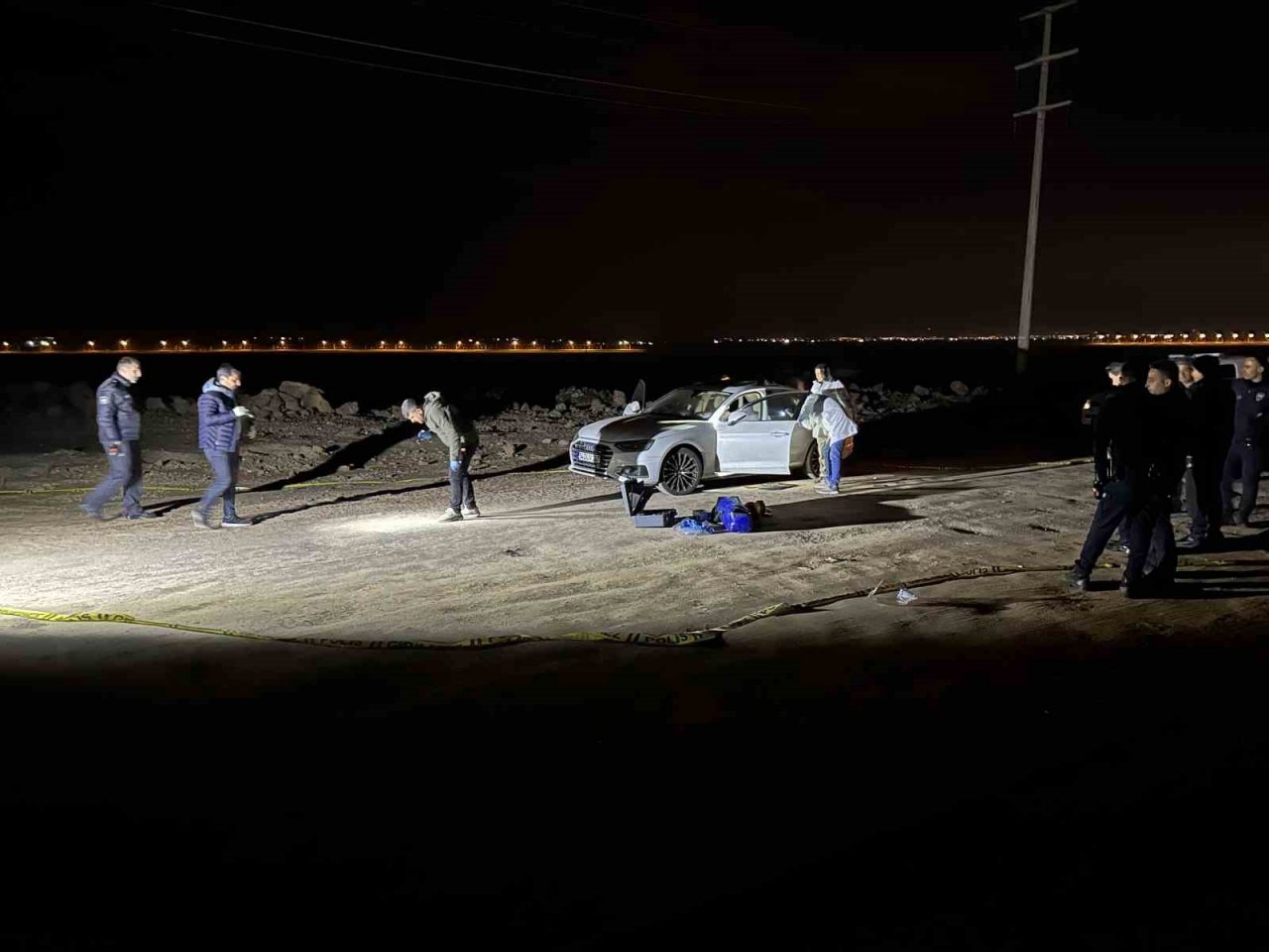 Diyarbakır’da sahur vakti aracında kurşunlanarak öldürüldü