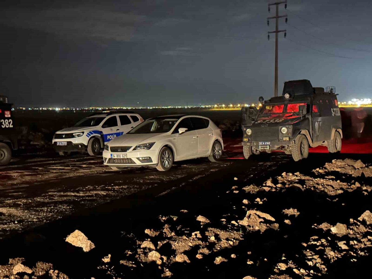 Diyarbakır’da sahur vakti aracında kurşunlanarak öldürüldü