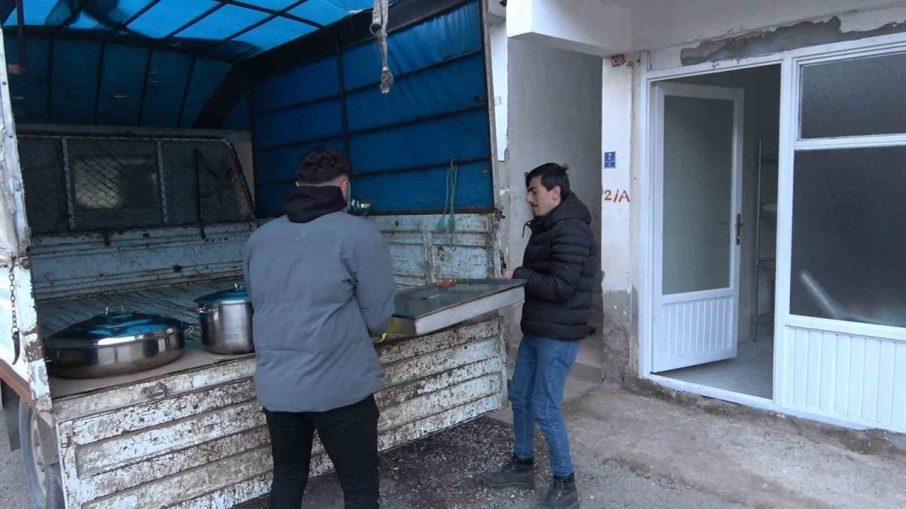 Kırıklı köyünde hayırlı gelenek 19 yıldır sürüyor