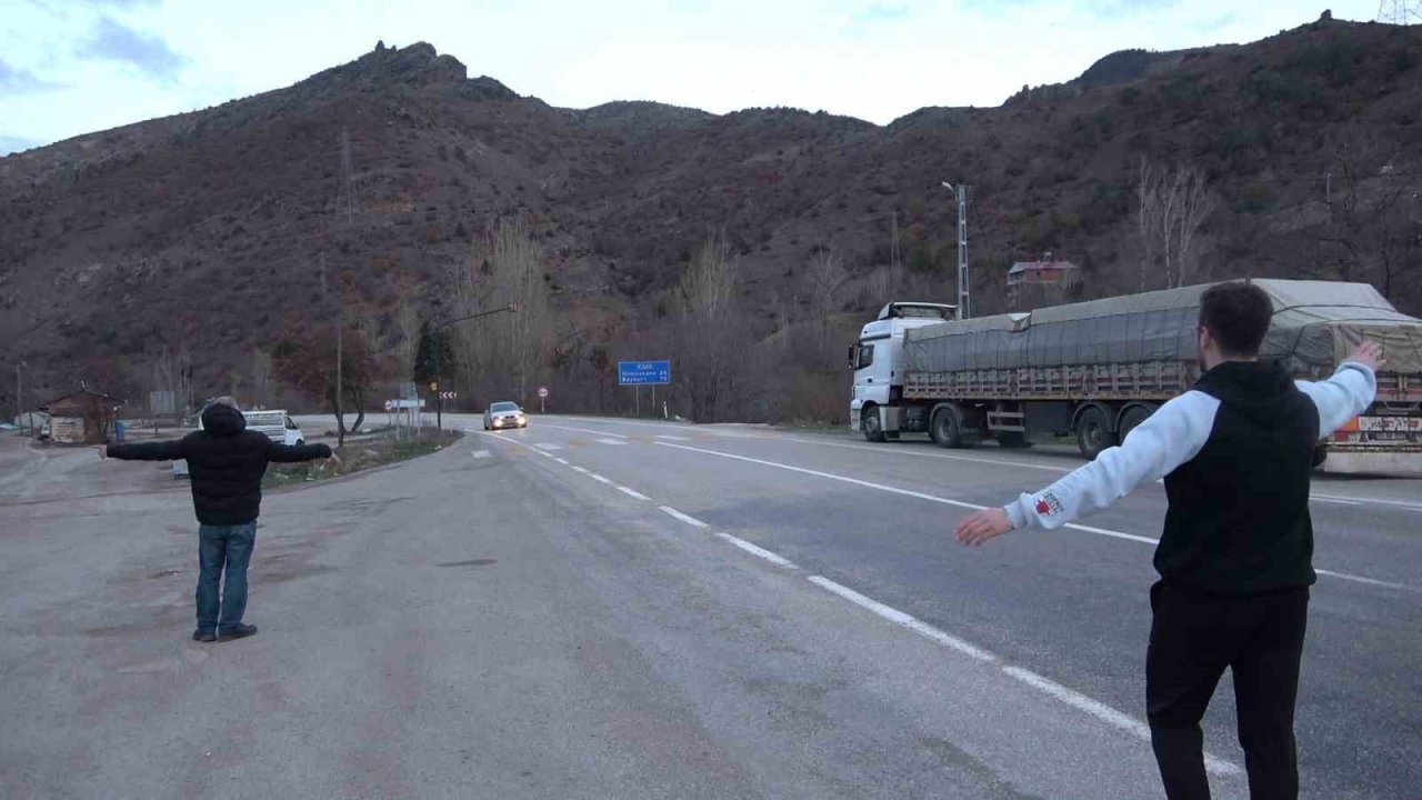 Kırıklı köyünde hayırlı gelenek 19 yıldır sürüyor