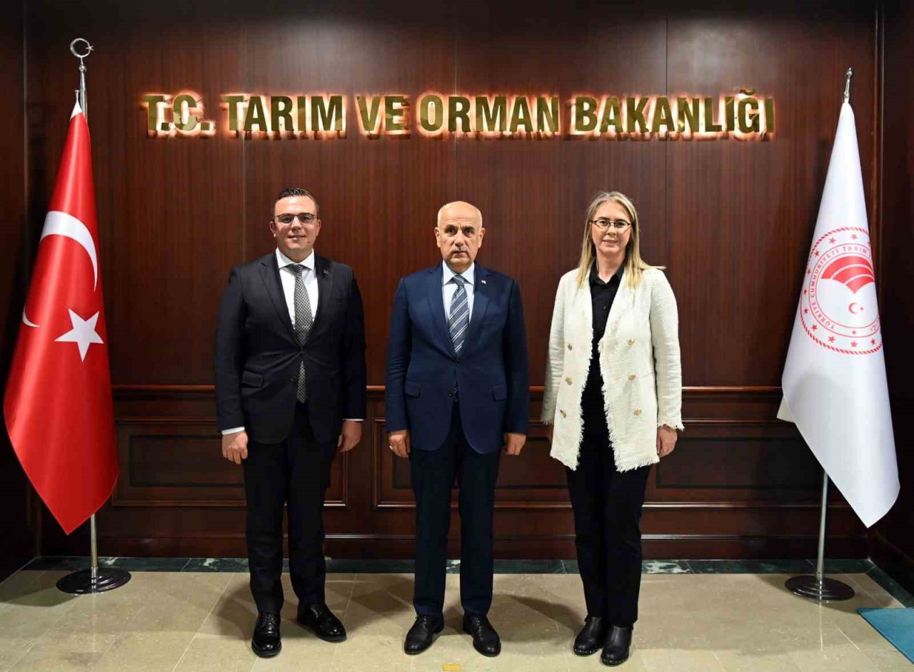 İzmirli yetiştiricilerin sorunları ayrıntılı raporla Bakan Kirişçi’nin masasında