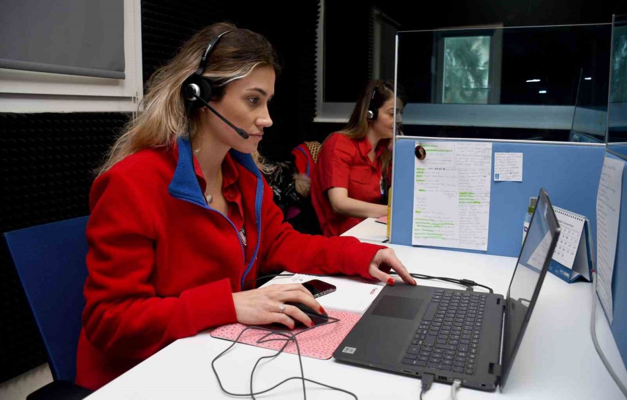 Kuşadası’nda Güvercin Masa’ya ilgi yoğun