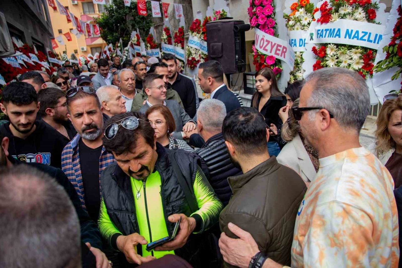 CHP’li Zenginoğlu’ndan miting gibi aday adaylık açıklaması
