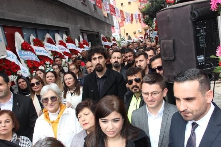 CHP’li Zenginoğlu’ndan miting gibi aday adaylık açıklaması