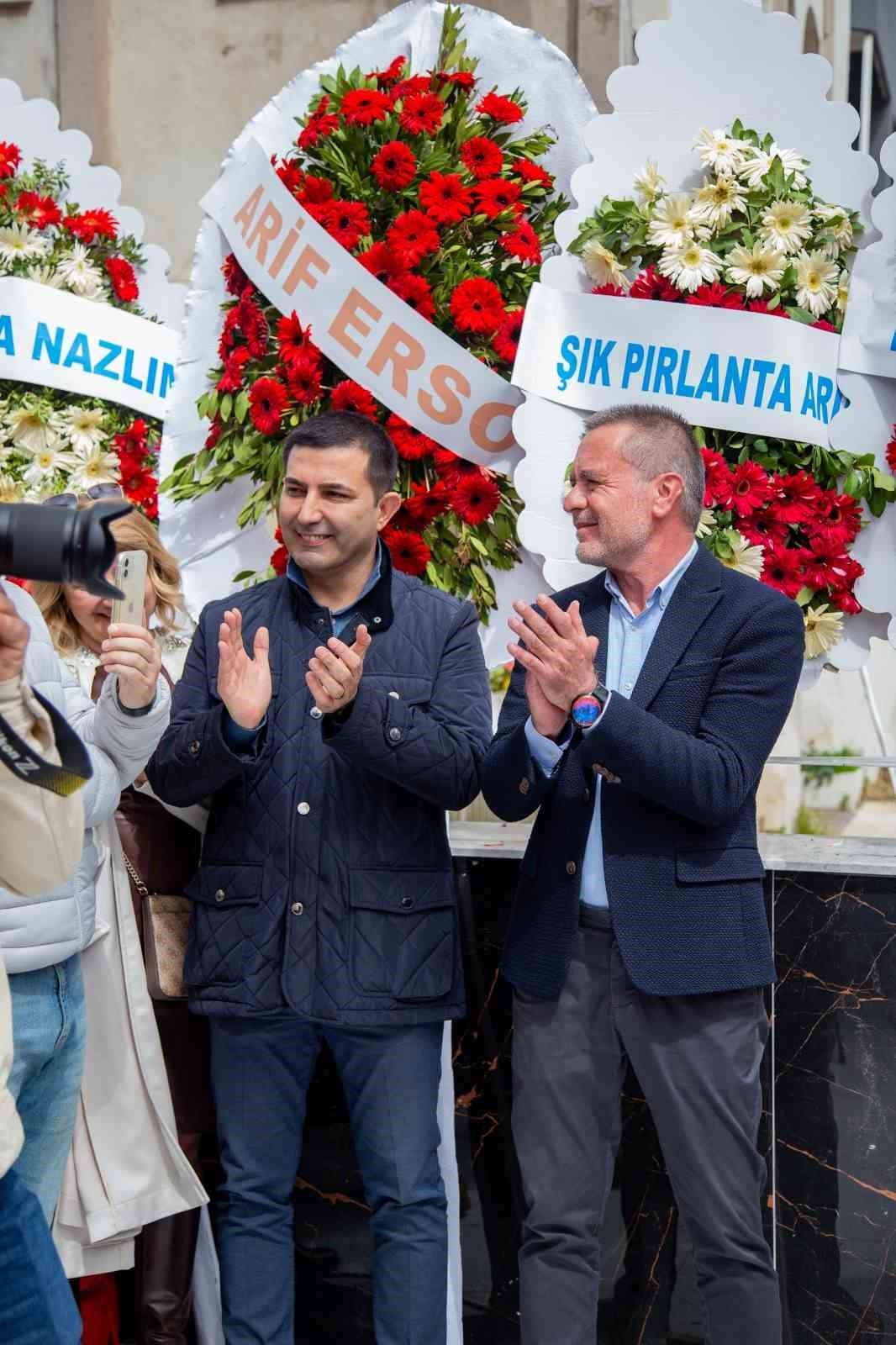CHP’li Zenginoğlu’ndan miting gibi aday adaylık açıklaması