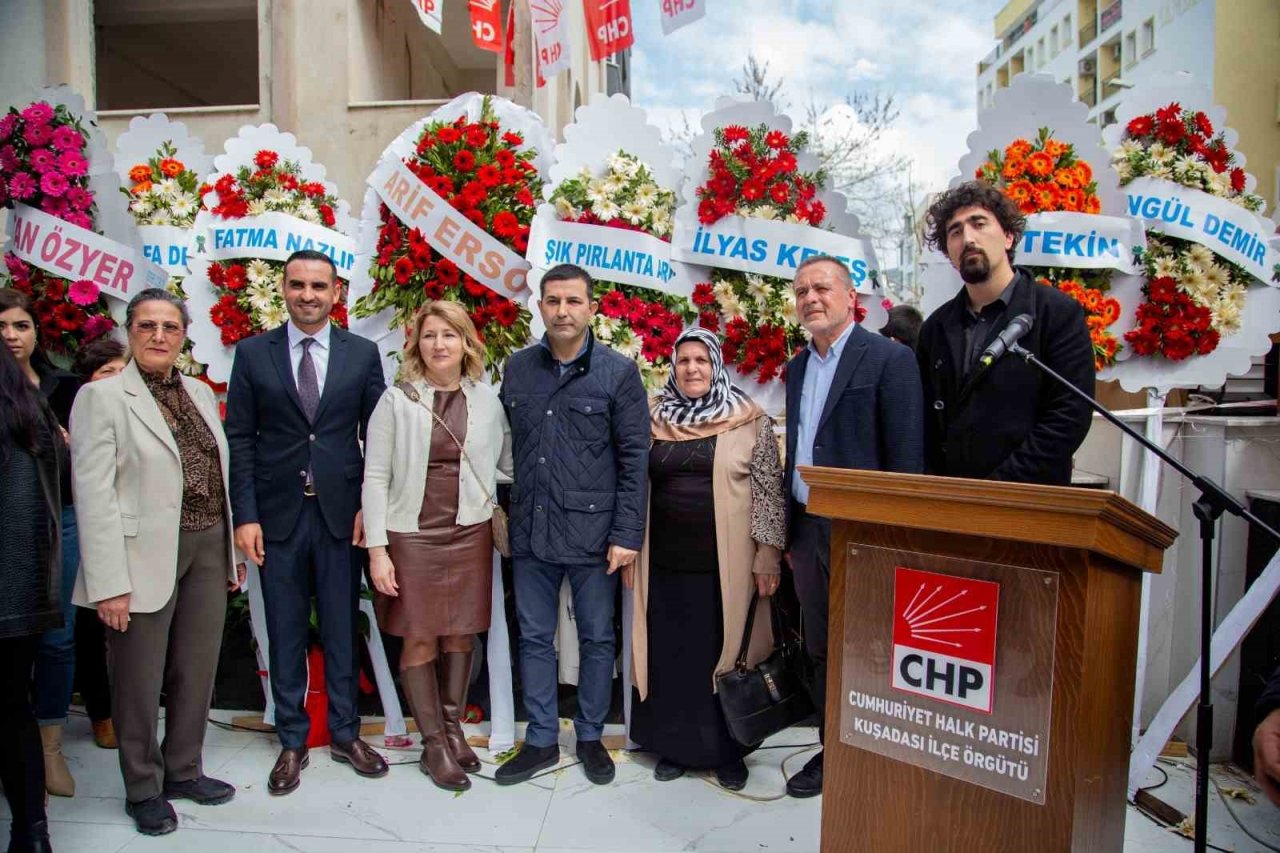 CHP’li Zenginoğlu’ndan miting gibi aday adaylık açıklaması