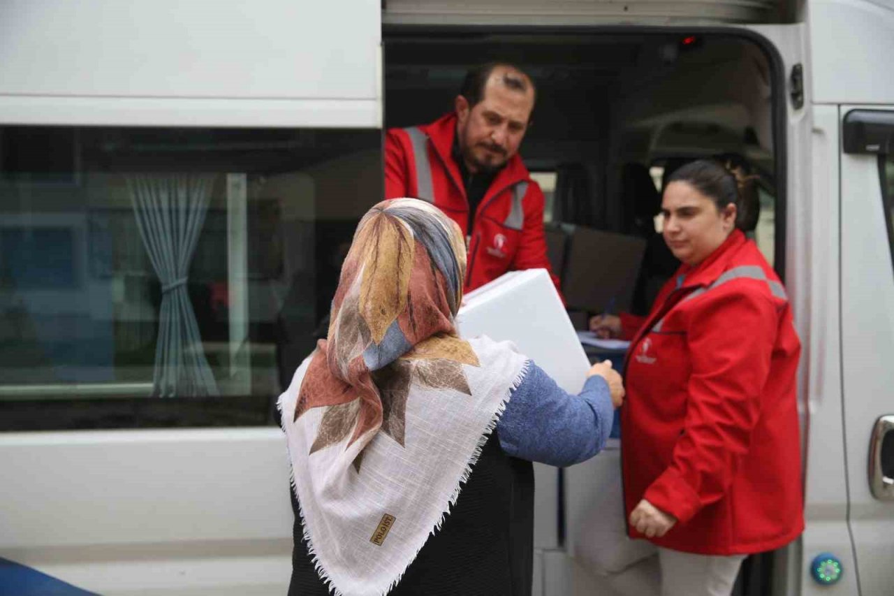 Merkezefendi Belediyesi gıda kolisi desteğini sürdürüyor