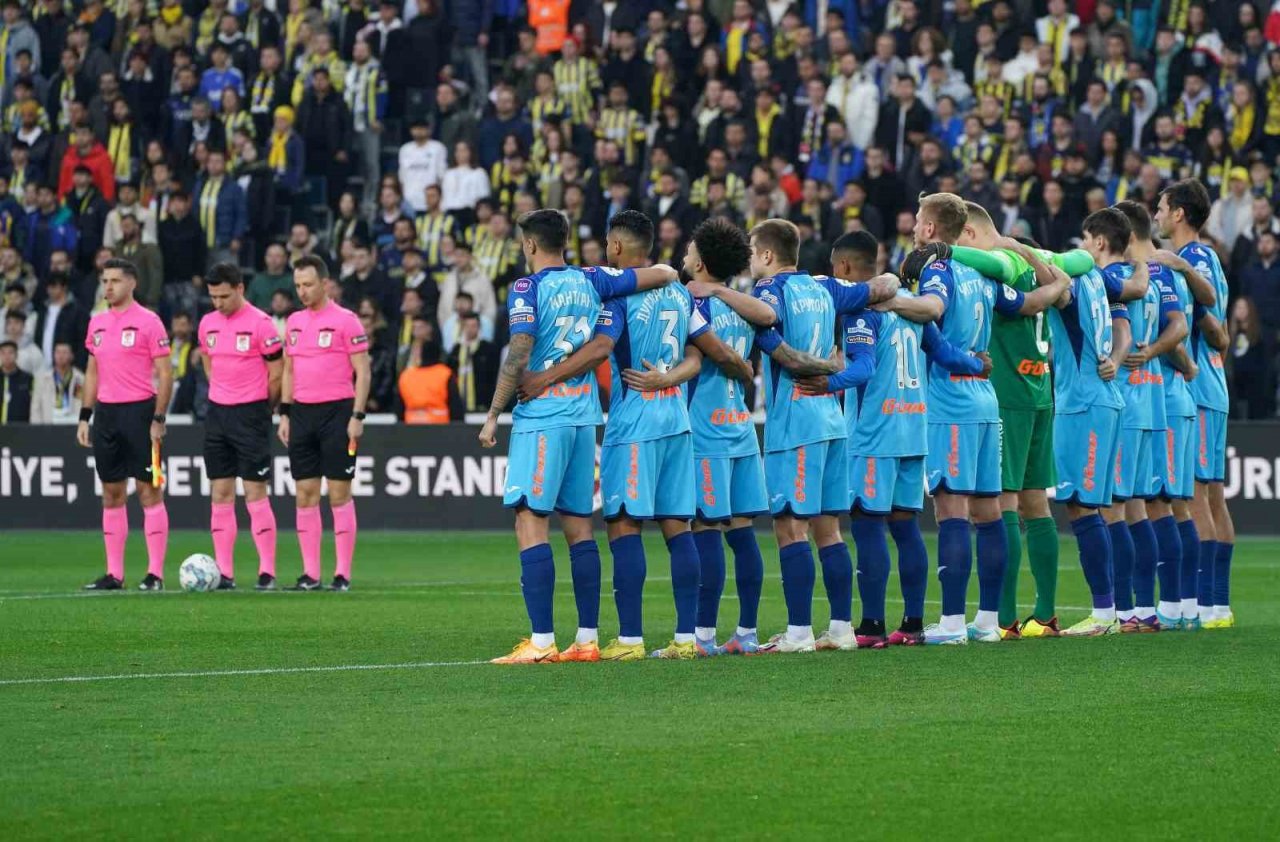 Hazırlık maçı: Fenerbahçe: 1 - Zenit: 2 (İlk yarı sonucu)