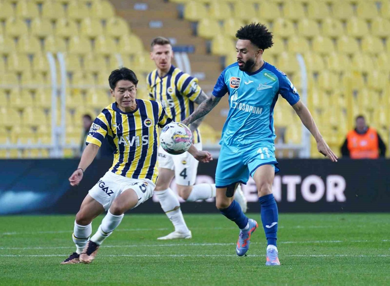 Hazırlık maçı: Fenerbahçe: 1 - Zenit: 2 (İlk yarı sonucu)
