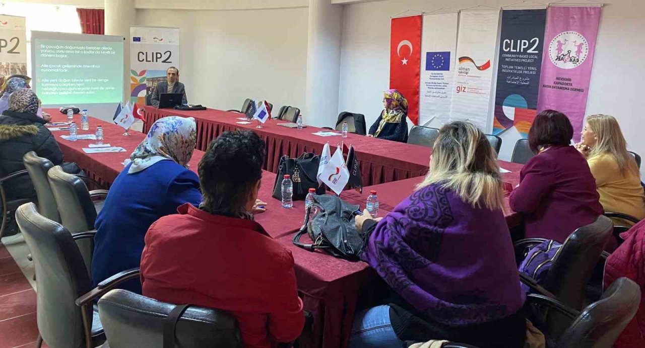 Mülteci anneler eğitiliyor