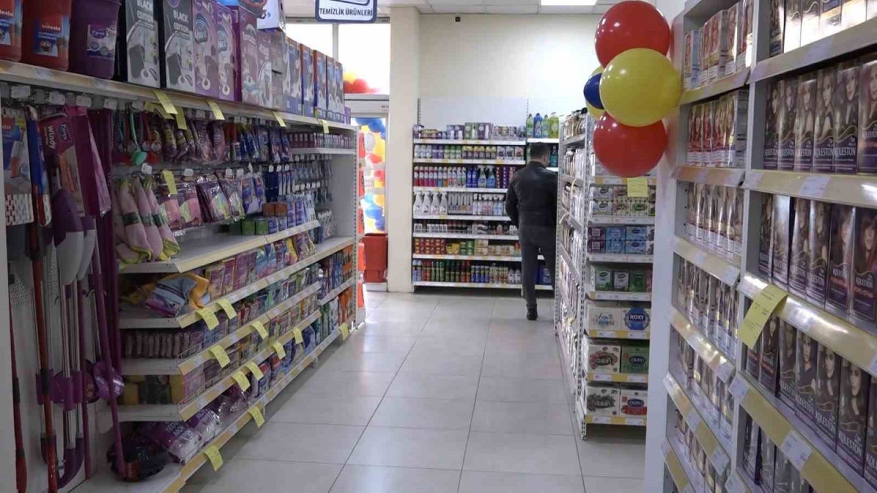 Özhan bol çeşit ve uygun fiyatlarla Ramazan ayında da yanınızda