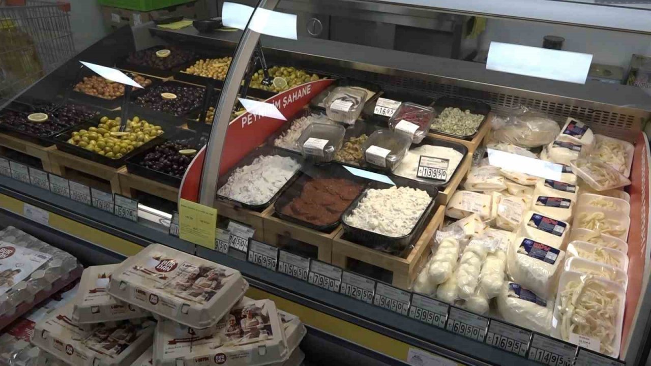 Özhan bol çeşit ve uygun fiyatlarla Ramazan ayında da yanınızda