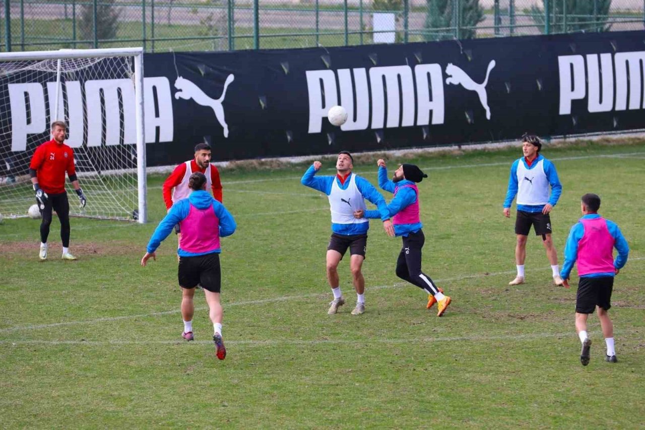 Afyonspor, Ankaraspor maçı hazırlıklarına başladı