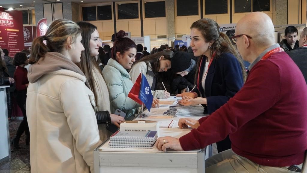 HKÜ, Eğitim ve Kariyer Fuarı için İstanbul’da