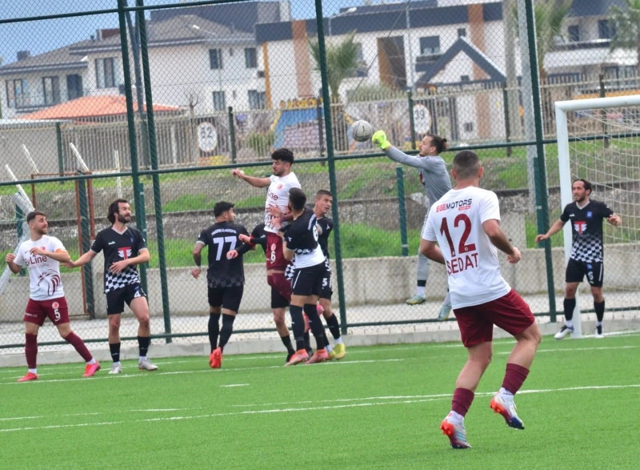 Yunusemre, Kartal’ı ikinci yarıda geçti: 2-0