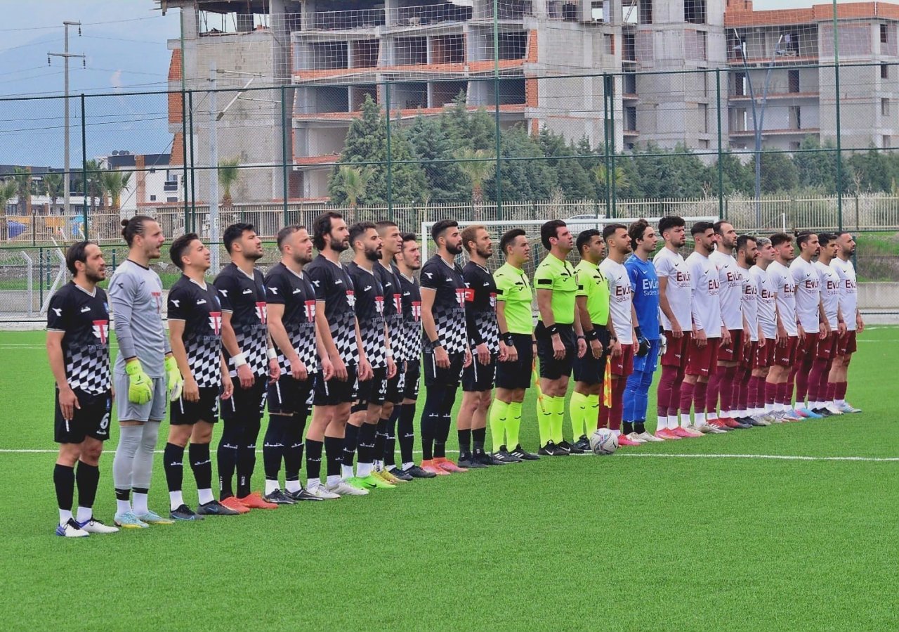 Yunusemre, Kartal’ı ikinci yarıda geçti: 2-0