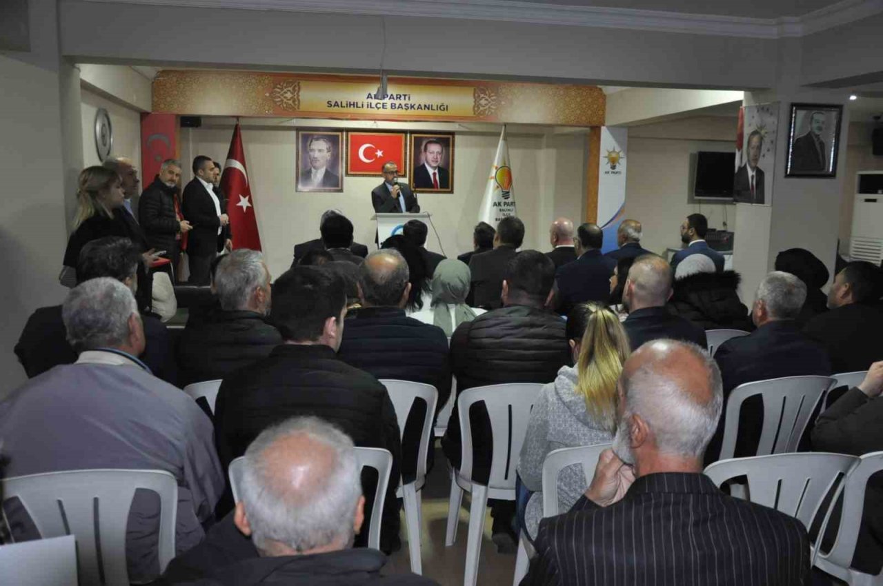 Salihli AK Parti, milletvekili aday adaylarını tanıttı