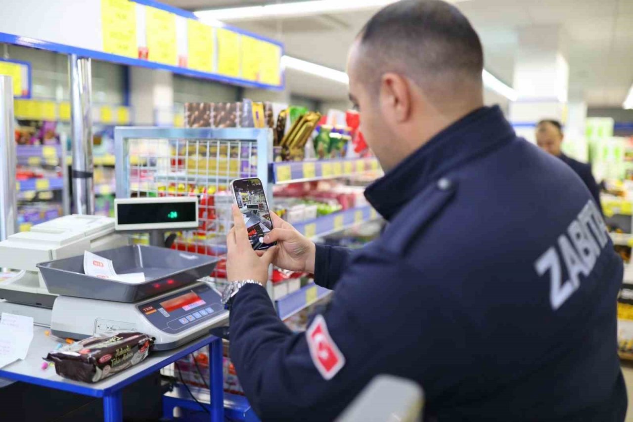 Aksaray’da zabıtadan market ve fırınlara şok denetim