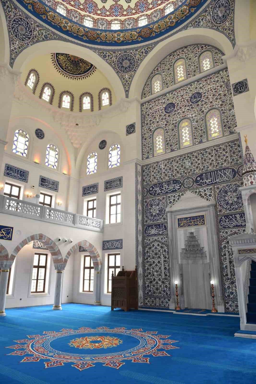 Konyalılar Camii dualarla açıldı