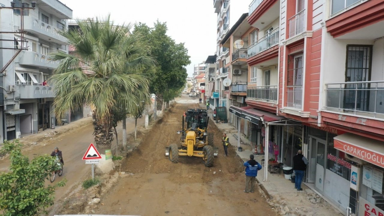 Aydın Büyükşehir, Germencik’in yollarını yeniliyor