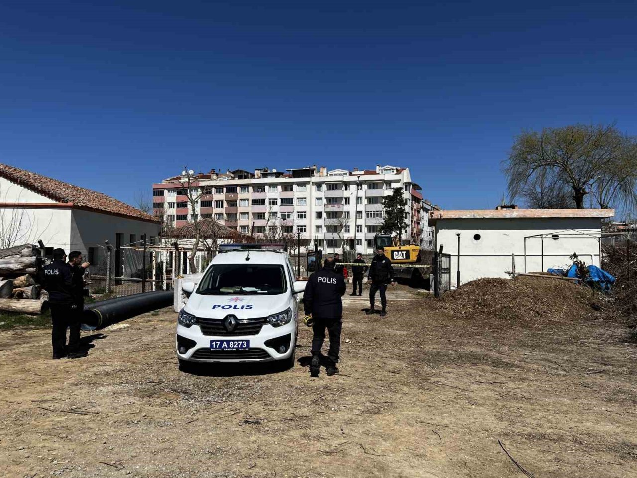 Gelibolu’da Çanakkale Savaşları’ndan kaldığı değerlendirilen 4 adet patlamamış top mermisi bulundu